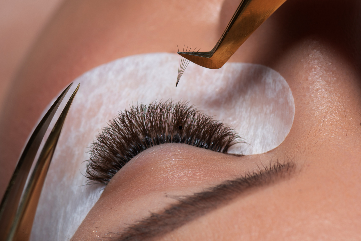 start a lash business